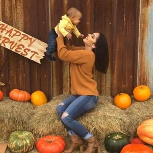 Meet your Posher, Syndi